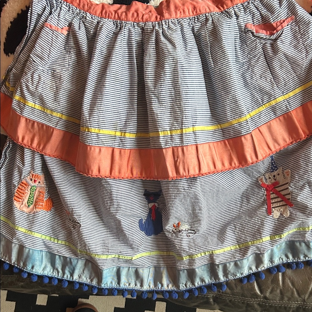 Striped Apron with Cat Embroidery 🐱
